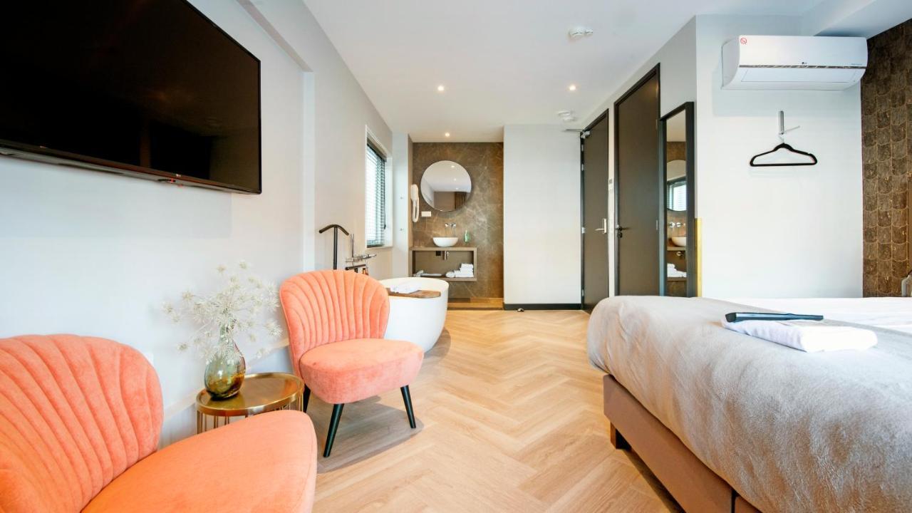 Harbour Suites Boutique Hotel Monnickendam Exterior photo